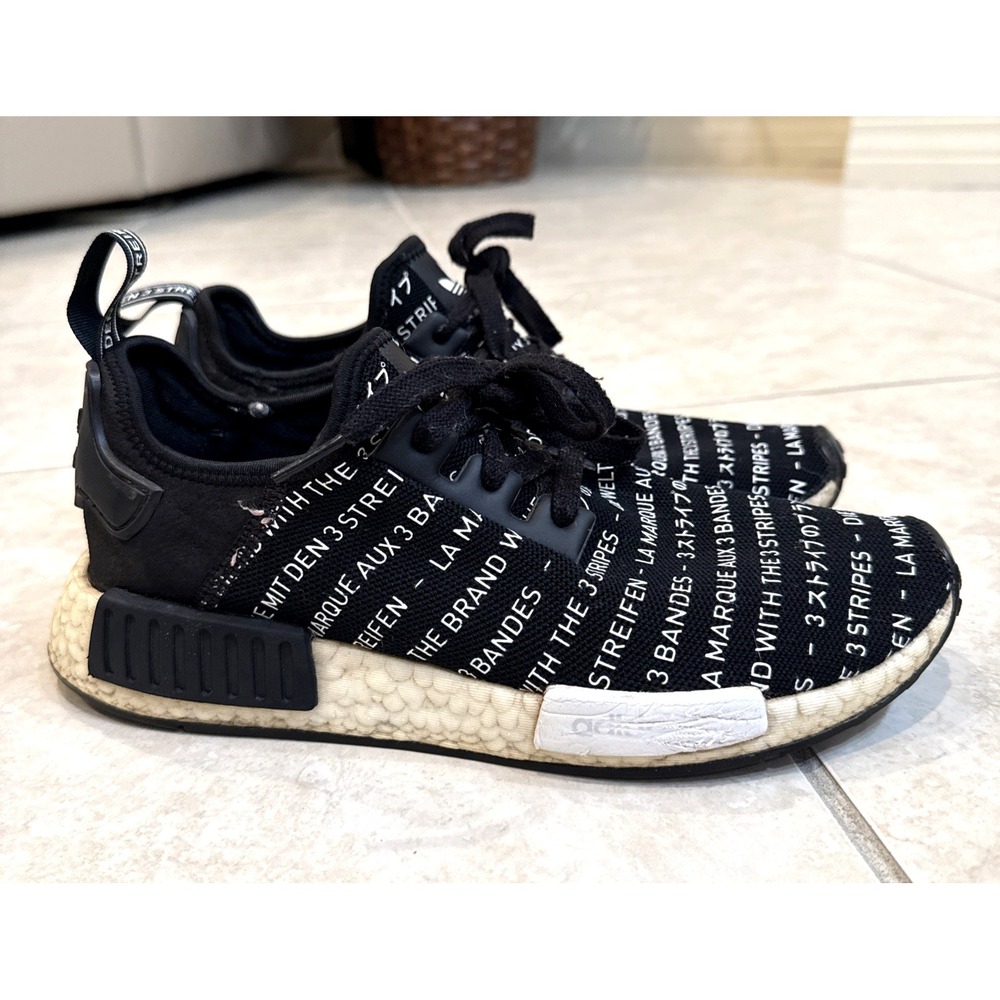 adidas NMD_R1 Blackout Black White Lace Up Low Top Athletic Sneakers Men's Sz 9